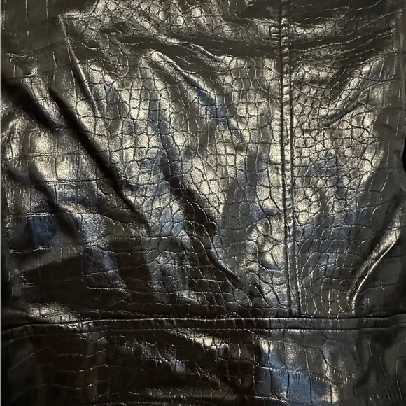 Topshop Black Snakeskin Croc Printed Faux Leather Jacket Women’s Size  4