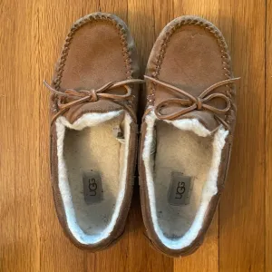 Ugg Dakota wool slipper in chestnut size 8