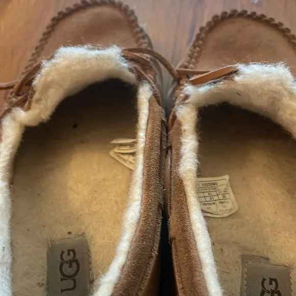 Ugg Dakota wool slipper in chestnut size 8