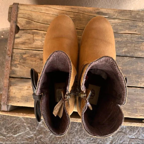 UGG Joanie Brown Ankle Boot