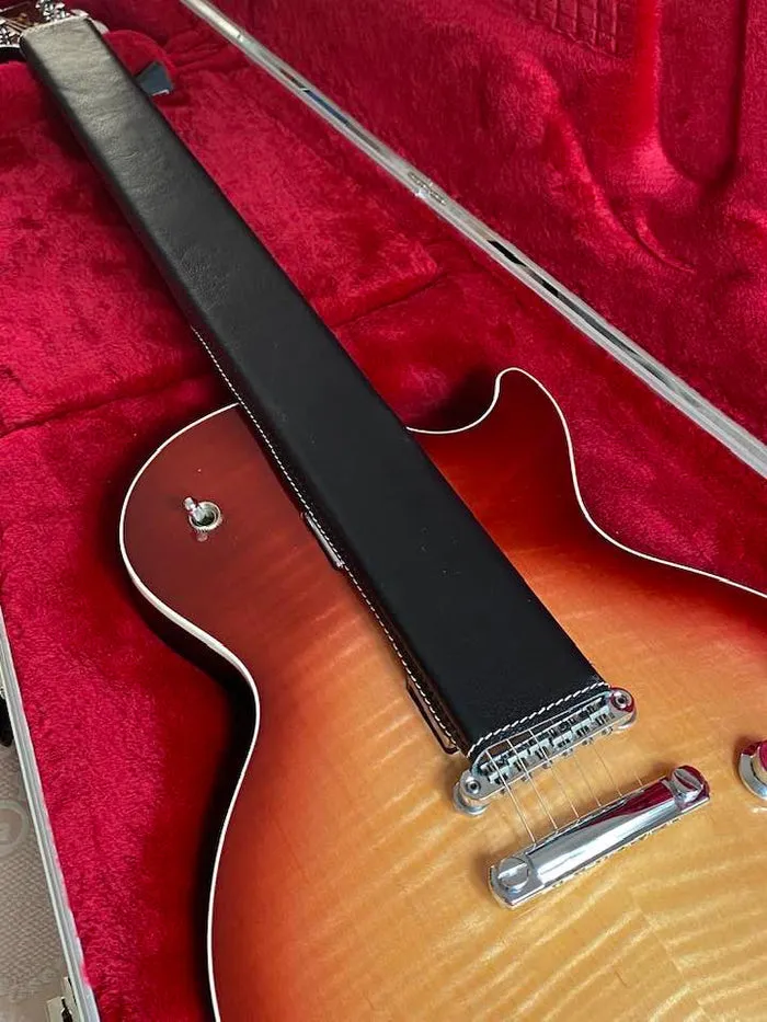 V-Sleeve Guitar Protector, Black Vegan Leather