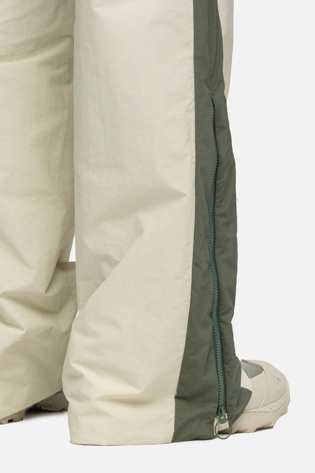 W2 CARGO IVORY