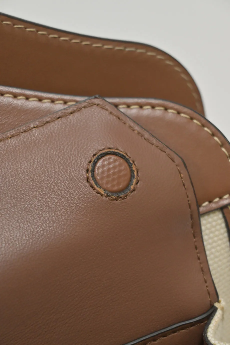 [WB5435] Burberry | Shoulder Bag