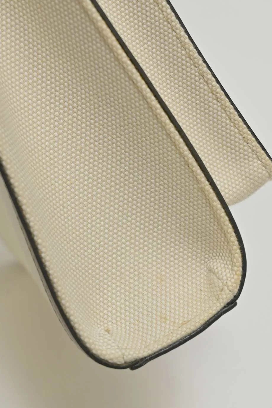 [WB5435] Burberry | Shoulder Bag