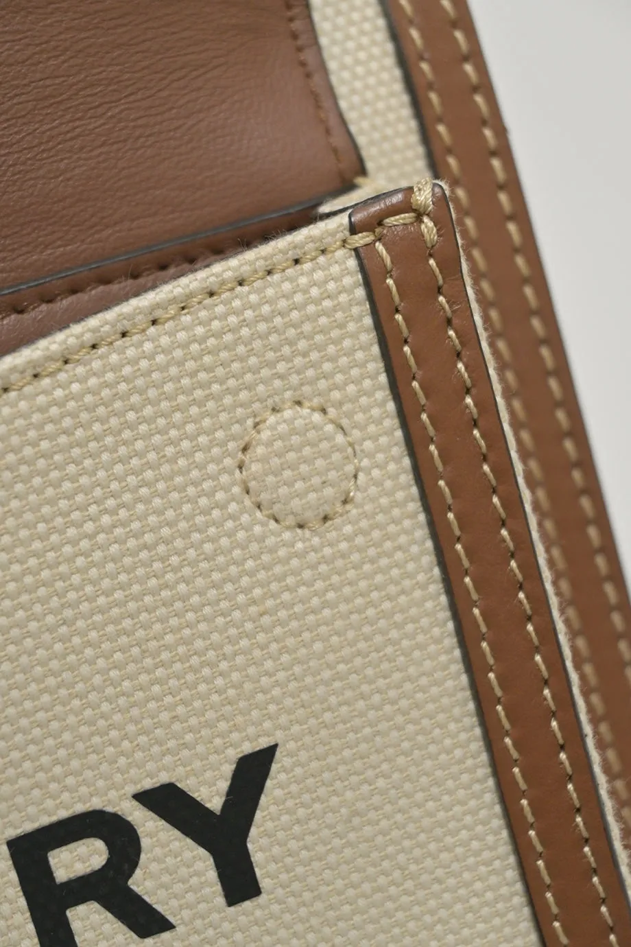 [WB5435] Burberry | Shoulder Bag