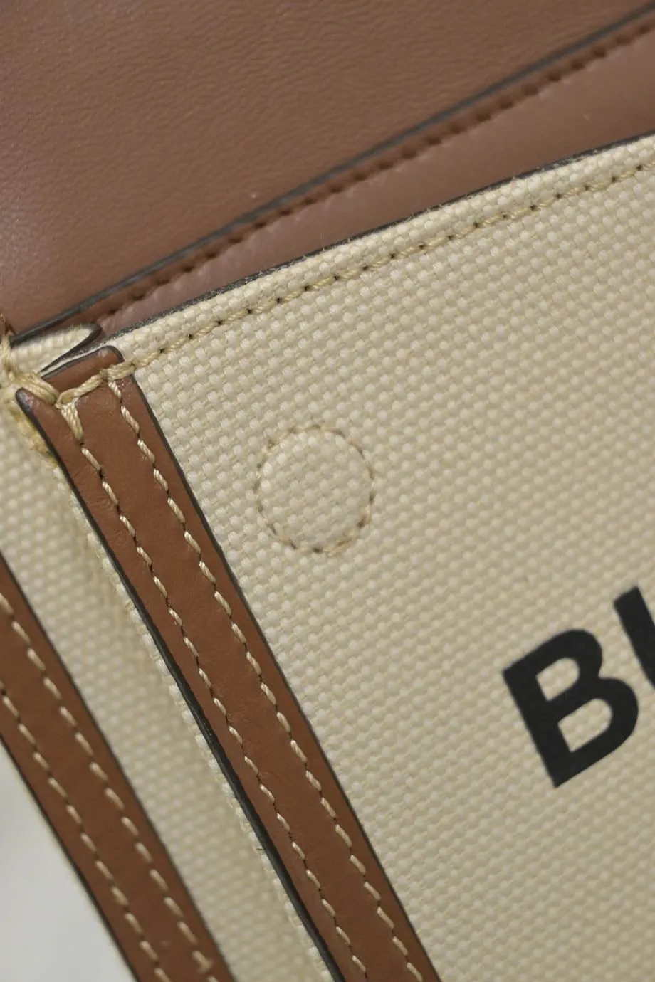 [WB5435] Burberry | Shoulder Bag