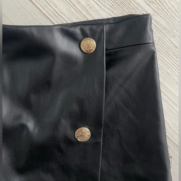 Zara Faux Leather Gold Button Skort